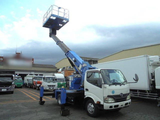 HINO Dutro Cherry Picker TKG-XZU640F 2012 61,840km