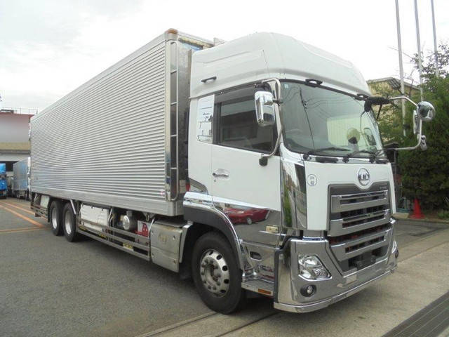 Quon Refrigerator & Freezer Truck_1