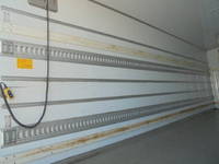 ISUZU Forward Refrigerator & Freezer Truck 2PG-FRR90T2 2021 443,990km_9