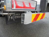 ISUZU Forward Refrigerator & Freezer Truck TKG-FRR90S2 2017 334,130km_18