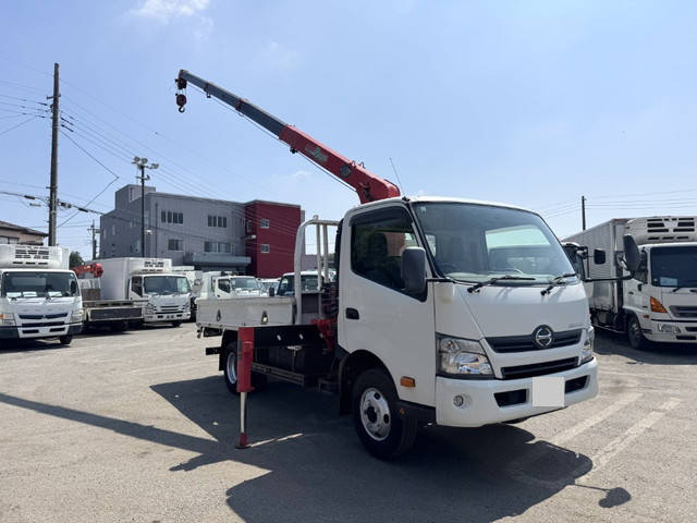 HINO Dutro Truck (With 4 Steps Of Cranes) TKG-XZU710M 2015 171,817km_1