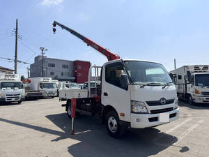 Dutro Truck (With 4 Steps Of Cranes)_1