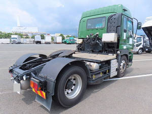 Giga Trailer Head_2