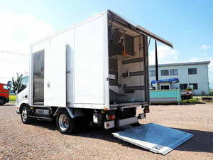 Dutro Panel Van_2