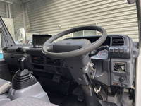 ISUZU Elf Aluminum Van PB-NPR81AN 2006 126,000km_24