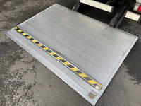 ISUZU Elf Aluminum Van PB-NPR81AN 2006 126,000km_4