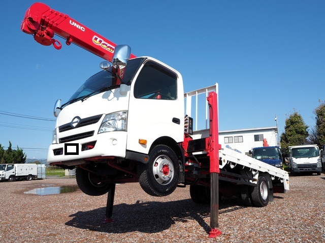 Dutro Self Loader (With 5 Steps Of Cranes)_1