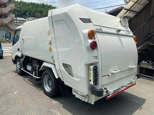 Dutro Garbage Truck_2