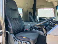 MITSUBISHI FUSO Super Great Trailer Head QPG-FP64VDR 2015 585,423km_31