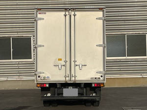 Canter Aluminum Van_2