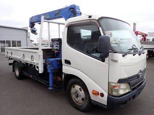 Dutro Truck (With 3 Steps Of Cranes)_1