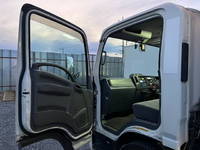 ISUZU Elf Refrigerator & Freezer Truck 2SG-NPR88AN 2020 283,716km_39