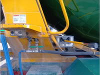 ISUZU Forward Mixer Truck LKG-FTR90S2 2010 257,716km_9