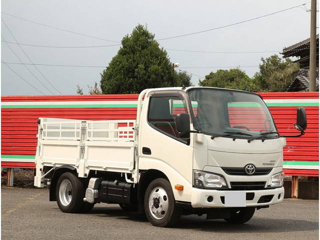 TOYOTA Toyoace Flat Body TKG-XZU675 2017 106,482km_1
