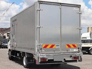 Dyna Aluminum Van_2