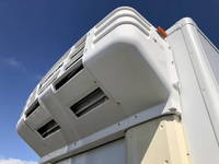 ISUZU Forward Refrigerator & Freezer Truck TKG-FRR90T2 2015 243,332km_10