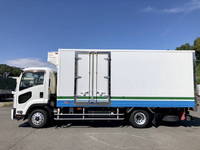 ISUZU Forward Refrigerator & Freezer Truck TKG-FRR90T2 2015 243,332km_6