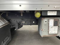 ISUZU Elf Aluminum Van BKG-NPR85AN 2011 190,000km_10