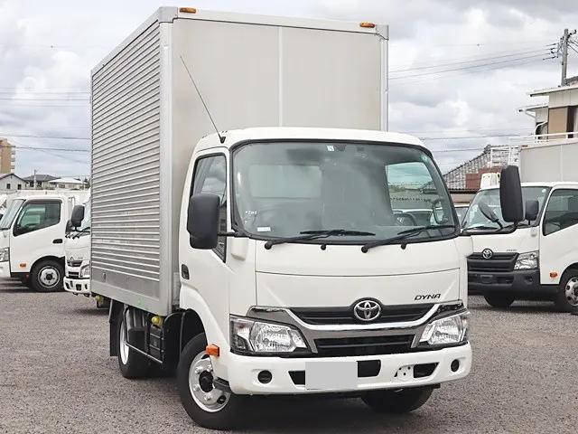 TOYOTA Dyna Aluminum Van TPG-XZC605 2019 119,300km_1