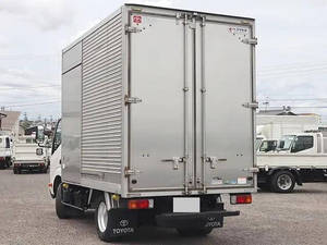 Dyna Aluminum Van_2