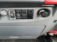 ISUZU Elf Aluminum Van TRG-NMR85AN 2015 56,600km_25