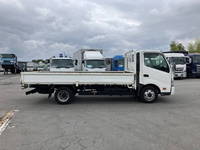 HINO Dutro Flat Body TPG-XZU712M 2017 174,770km_5