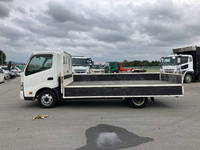 HINO Dutro Flat Body TPG-XZU712M 2017 174,770km_6