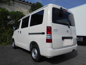 Others Mobile Catering Truck_2