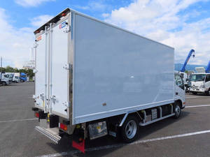 Dutro Refrigerator & Freezer Truck_2