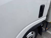 ISUZU Elf Aluminum Van TPG-NMR85AN 2018 138,637km_38