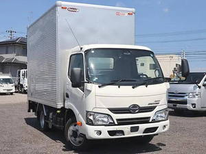 Dutro Aluminum Van_1
