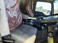 ISUZU Giga Mixer Truck PJ-CXZ77K6 2006 198,750km_29