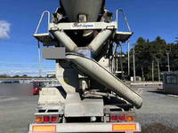 ISUZU Giga Mixer Truck PJ-CXZ77K6 2006 198,750km_4