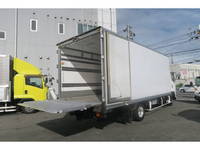 ISUZU Forward Refrigerator & Freezer Truck TKG-FRR90S1 2013 405,947km_2