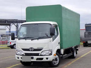 Dutro Covered Truck_1