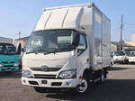 Dyna Aluminum Van