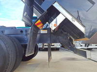 UD TRUCKS Quon Dump QKG-CW5YL 2015 393,000km_27