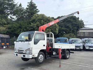 Elf Truck (With 4 Steps Of Cranes)_1