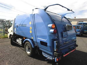 Dutro Garbage Truck_2