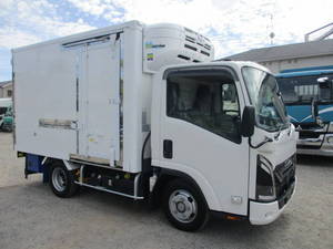 Elf Refrigerator & Freezer Truck_1