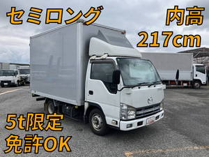 Titan Aluminum Van_1