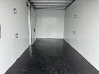 ISUZU Elf Panel Van TRG-NMR85N 2016 109,256km_14