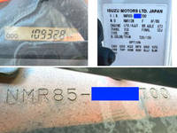 ISUZU Elf Panel Van TRG-NMR85N 2016 109,256km_39