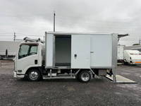 ISUZU Elf Panel Van TRG-NMR85N 2016 109,256km_6