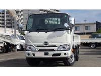 HINO Dutro Flat Body 2RG-XZU605M 2020 47,983km_1