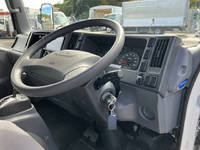 ISUZU Elf Aluminum Van TPG-NLR85AN 2016 151,063km_31