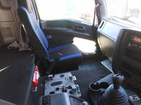 ISUZU Giga Trailer Head QDG-EXZ52BJ 2017 555,270km_23