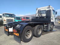 ISUZU Giga Trailer Head QDG-EXZ52BJ 2017 555,270km_3