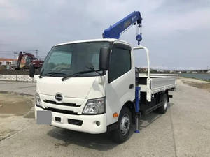 Dutro Truck (With 4 Steps Of Cranes)_1