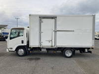 ISUZU Elf Panel Van TRG-NMR85AN 2016 194,063km_5